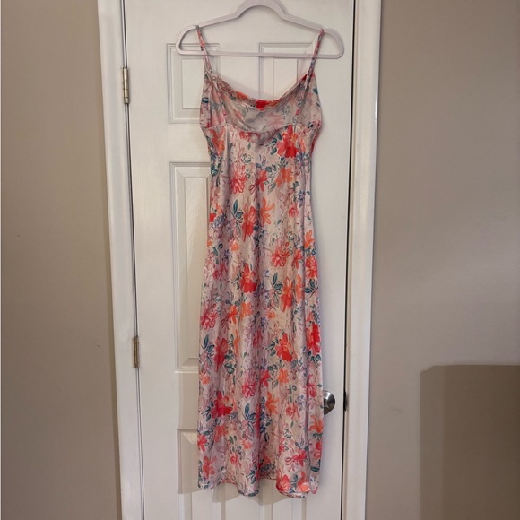 Floral Dress - Picture 2 of 5